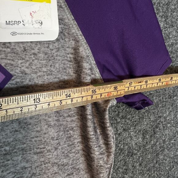 Under Armour Shirt Womens Medium Gray Superman Superwoman Compression Fitted NEW - Picture 5 of 8